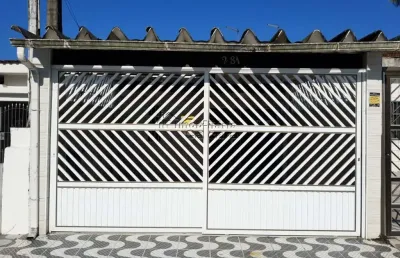 Casa no jardim imperador reformada, á 200 metros da praia!!!