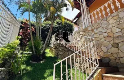 Casa com 3 quartos à venda na Rua Castelo Elvas, Castelo, Belo Horizonte