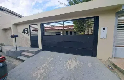 Casa de condomínio térrea condomínio haydea iii, 03 suítes, mobiliada, ao lado so shopping amazonas