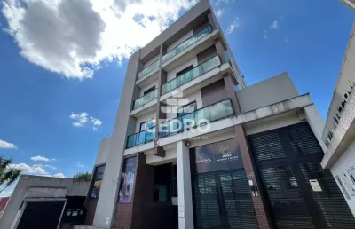Apartamento com 3 quartos, sendo 1 suíte, no jardim carvalho
