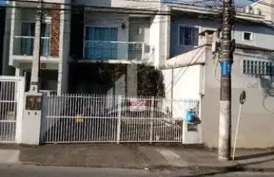 Casa com 2 quartos à venda na Rua São José do Cerrito, Petrópolis, Joinville