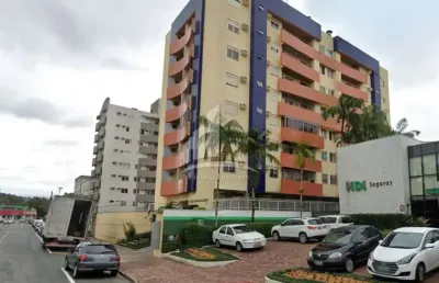 Apartamento com 03 quartos e com 02 sacadas no bairro américa !!