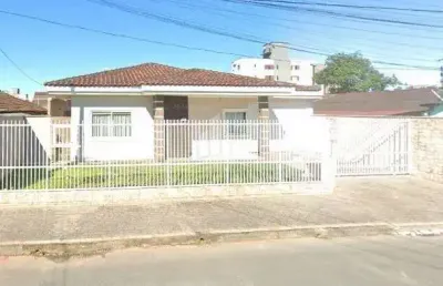 Residência dos sonhos 'averbada' e disponível para venda no bairro costa e silva !
