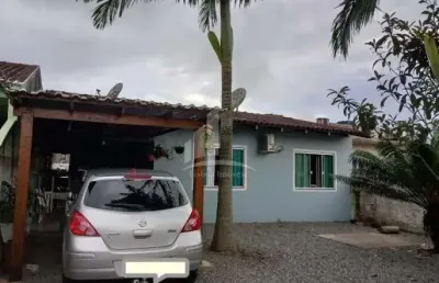 Casa com 2 quartos à venda na Rua Efeso, Paranaguamirim, Joinville