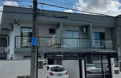 Casa com 3 quartos à venda na Rua Emílio Landmann, Aventureiro, Joinville