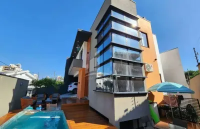 Casa com 4 quartos à venda na Rua Aquidaban, 558, Glória, Joinville