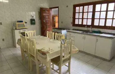 Casa com 2 quartos à venda na Rua Primavera, Agapeama, Jundiaí