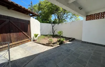 Vargem grande em condomínio  casa linear 2 quartos sendo 1 suíte ( v )