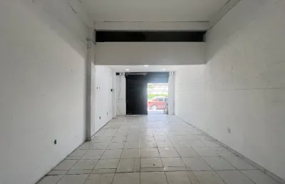 Loja  vargem grande rua movimentada próximo a estradados bandeirantes