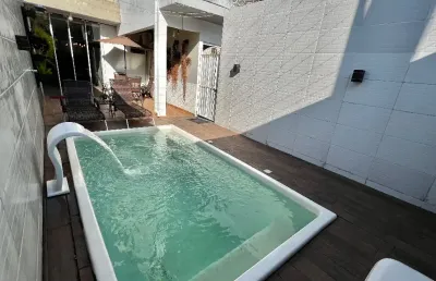 Casa com 5 quartos à venda no Forquilhas, São José 