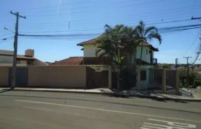 Casa com 3 quartos à venda na Rua Antônio de Angeli, 303, Jardim Itália, Cambé