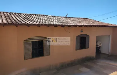 Casa com 4 quartos à venda na Rua Sebastião Honorato Nascimento, 122, Conjunto Professora Hilda Mandarino, Londrina