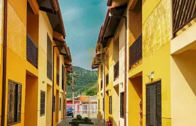 Oportunidade - casa com 2 quartos 500 m. da praia de maranduba.