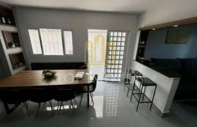 Linda casa a venda 3 dormitorios sendo 1 suite com planejados