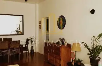 Lindo apartamento localizado no centro com planejados 102 m2