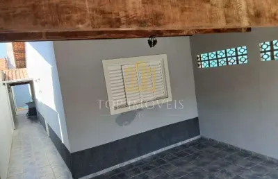 Oportunidade! casa de 2 dormitorios com planejados e piscina no residencial uniao - zona sul