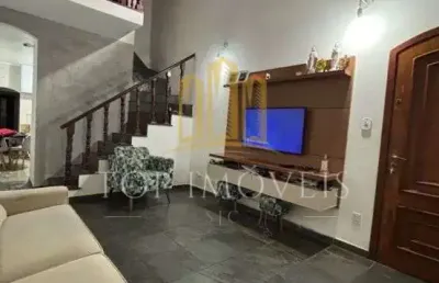 Linda casa localizada no bosque dos eucaliptos 3 dormitorios suite portao automatico rua sem saida.