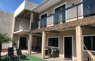 Sobrado com piscina à venda – balneário inajá, matinhos/pr