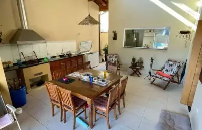 Casa com 4 quartos à venda na Av. Das Toninhas, 200, Toninhas, Ubatuba