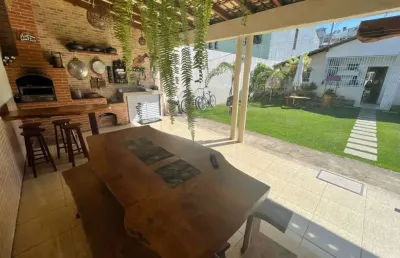 Casa linear 4 quartos à venda, com espaço gourmet, quintal amplo no itapebussú, guarapari - es.