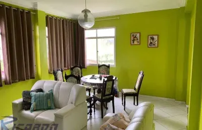 Casa á venda no centro de guarapari-es! são 8 quartos com lazer privativo.