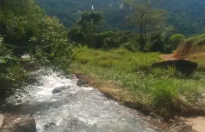 Chácara á venda na zona rural de são miguel - cabeça quebrada - guarapari-es.