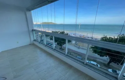 Apartamento 3 quartos, sendo 3 suítes à venda de frente para o mar da praia do morro, guarapari - es, possui uma área externa lindíssima.