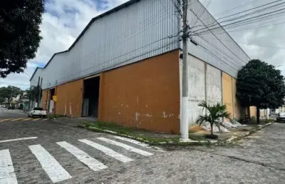 Alugo galpão 450 mts em jardim colorado, vila velha es.