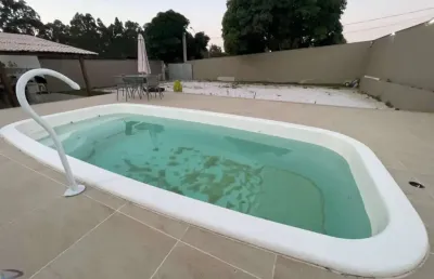 Espaço gourmet à venda com piscina, quadra de areia, área coberta, terreno de 387 m² todo murado, nova guarapari - es.