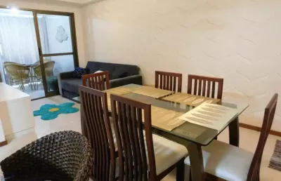 Apartamento à venda em guarapari, na enseada azul, perto das badaladas praias de peracanga e bacutia.