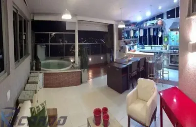 Cobertura duplex à venda no centro de guarapari com espaço gourmet privativo