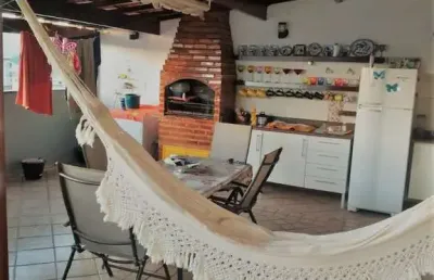 Cobertura duplex 5 quartos á venda com espaço gourmet privativo na praia do morro em guarapari es