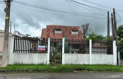 Casa chalé à venda próximo ao mar de meaípe, guarapari-es.
