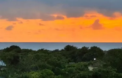 Casa com 4 quartos à venda na Praia de Setiba, Guarapari 