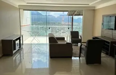 Cobertura a venda 3 quartos beira mar  praia do morro guarapari e.s