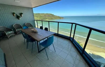 Cobertura 4 quartos à venda de frente para o mar da praia do morro, guarapari es. lazer completo, 4 vagas de garagem.