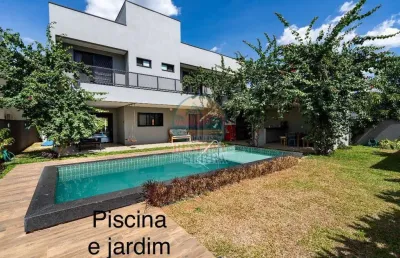 Casa a venda com uma bela vista no condomínio reserva da serra