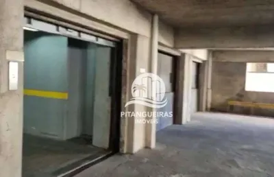 Garagem à venda na Rua Mário Ribeiro, Pitangueiras, Guarujá