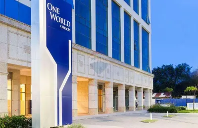 Owo,  sala  de 35 m² com terraço, na barra 0límpica.