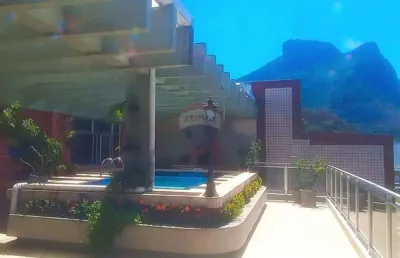 Ótima cobertura à venda no jardim oceânico com vista da pedra da gávea.