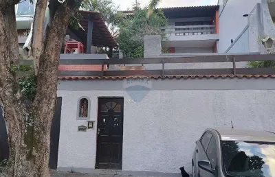 Casa com 4 quartos à venda na Vila Valqueire, Rio de Janeiro 