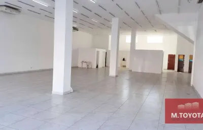 Ponto comercial para alugar - 04 banheiros e estacionamento próprio (08 vagas)