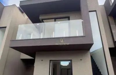 Sobrado tríplex em condomínio à venda no boqueirão |3 dormitórios (2 suítes) | 115m² | terraço com sala íntima | 1 vaga | r$ 649.000,00