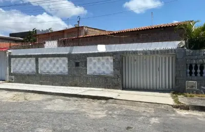 Casa com 5 quartos à venda na Rua João Perdigão Nogueira, 36, Vicente Pinzon, Fortaleza