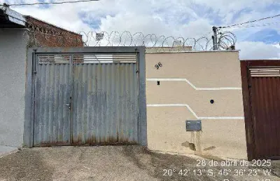 Oportunidade única em passos - mg | tipo: casa | negociação: leilão  | situação: imóvel