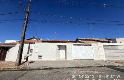 Oportunidade única em sao sebastiao do paraiso - mg | tipo: casa | negociação: leilão  | situação: imóvel
