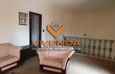Casa com 3 quartos à venda na Rua Estêvão Leão Bourroul, Centro, Franca