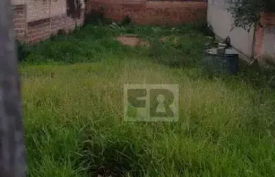 Terreno medindo 10x34m² á venda no bairro formosa, alvorada-rs.