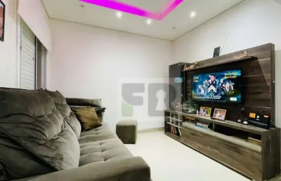 Excelente casa (cond. fechado) com 2 dorm. vaga de garagem bairro stella maris alvorada/rs.