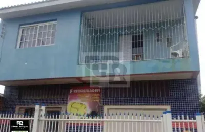 Excelente sobrado de 3 dormitórios, 2 vagas de garagem, formosa, alvorada/rs.